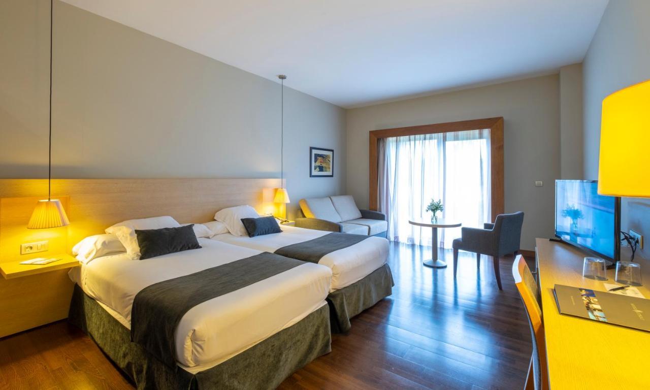Hotel Spa Attica21 ビジャルバ エクステリア 写真